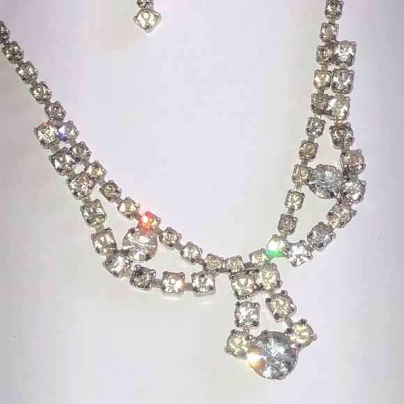 Vintage Jewelry - Vintage Silver Tone Classic CZ Rhinestones Formal Necklace